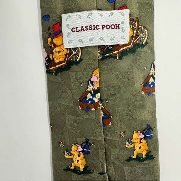 Classic Pooh Winnie The Pooh Tie Silk Piglet Disney Business Wear - Picture 2 of 6